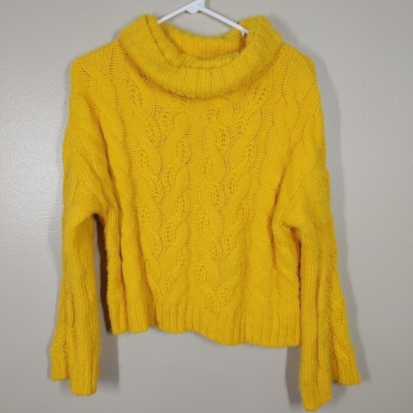 Sun + Moon Yellow Turtleneck Cable Knit Sweater Size XS - Picture 13 of 13